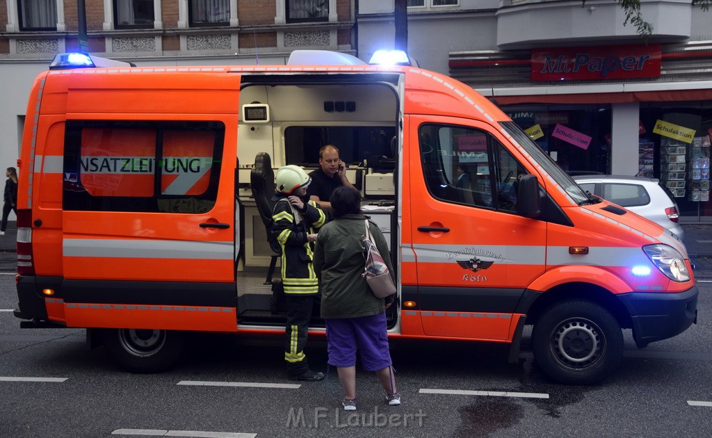 Feuer 2 Koeln Nippes Neusserstr P263.JPG - Miklos Laubert